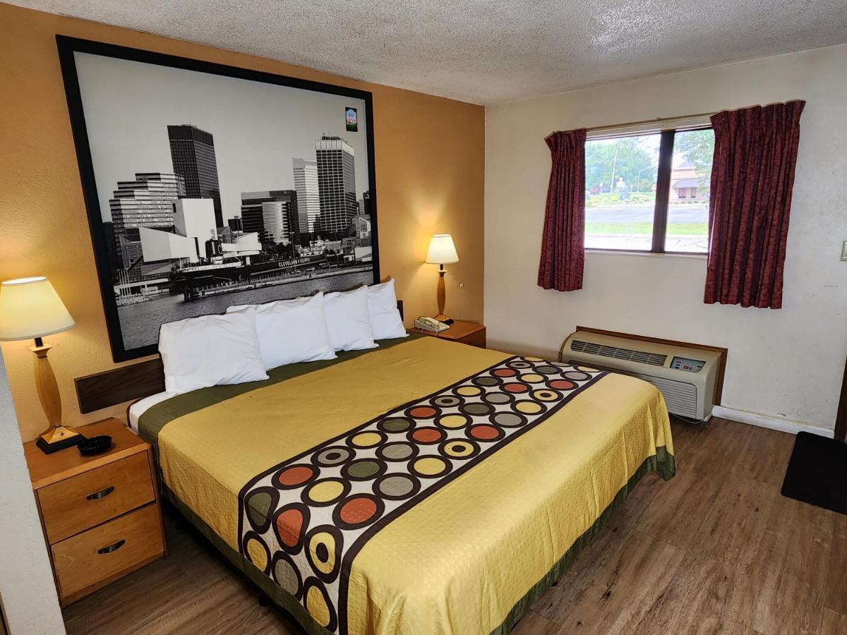 Westspring Inn - Westlake Cleveland Exteriör bild