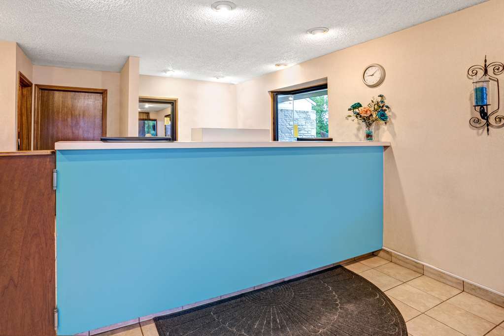 Westspring Inn - Westlake Cleveland Inreriör bild